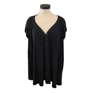 Free People Boho Blouse Black Short Sleeve Size Small Flowy Buttons.